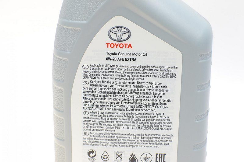 Моторное масло Toyota Engine Oil SN 0W-20 1 л 123457232 фото